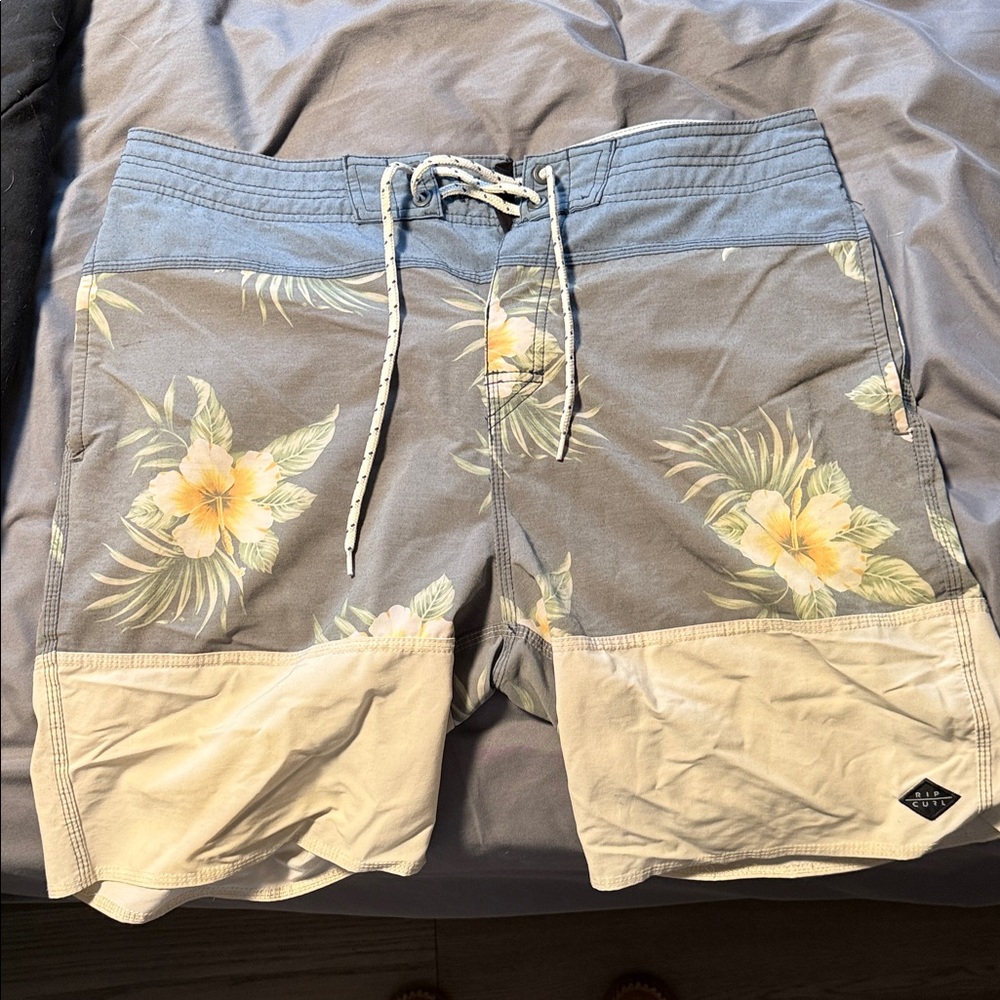 Rip Curl Floral Gray and Cream Board Shorts